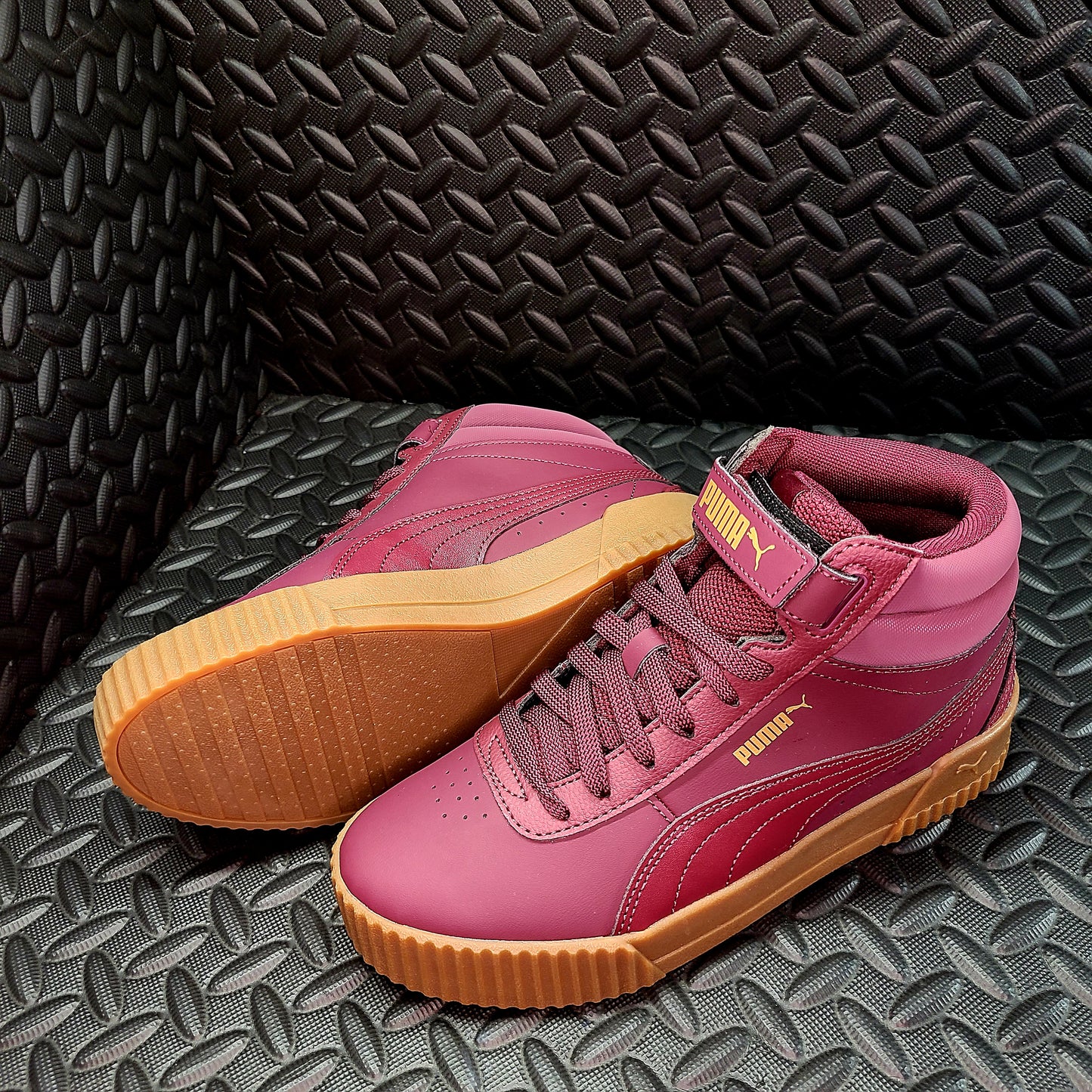 Puma CARINA