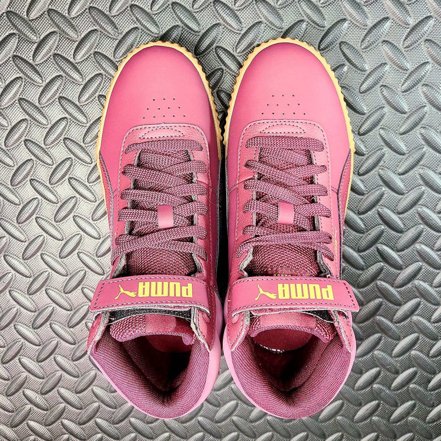 Puma CARINA